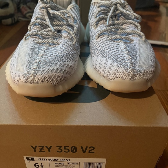 Yeezy boost 350 V2 - Picture 5 of 6